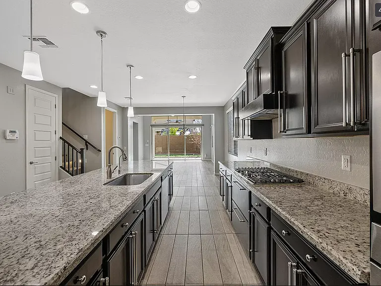 2063 E Lantana Dr — Photo 13