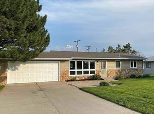 200 Kimball Ave, Gering, NE 69341