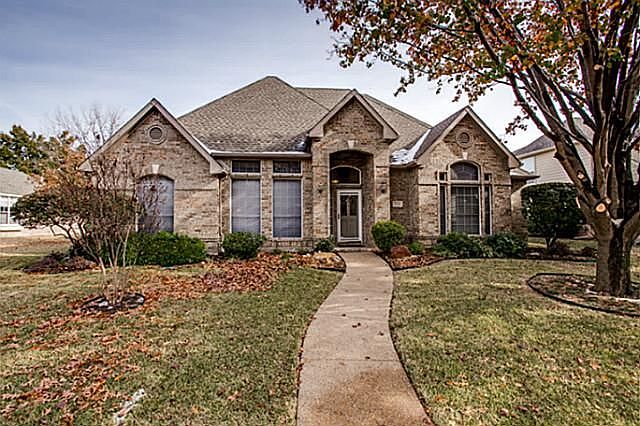 1st image of 3014 Live Oak Dr