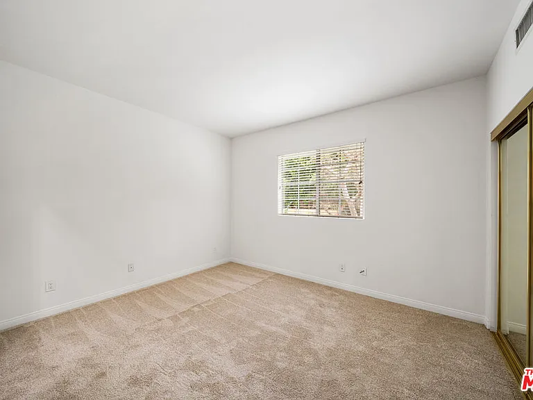4144 Colfax Ave — Photo 47