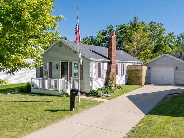 1251 9th St, Green Bay, WI 54304