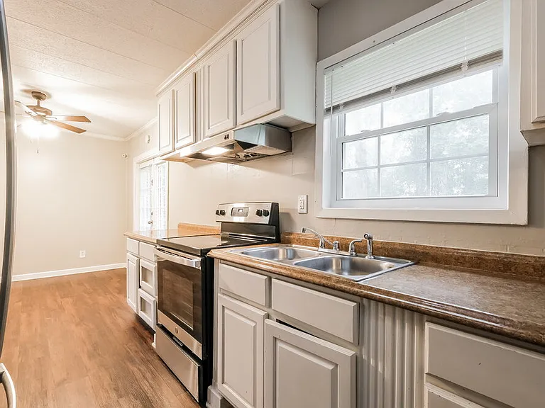 1165 Wisteria Dr SW — Photo 8