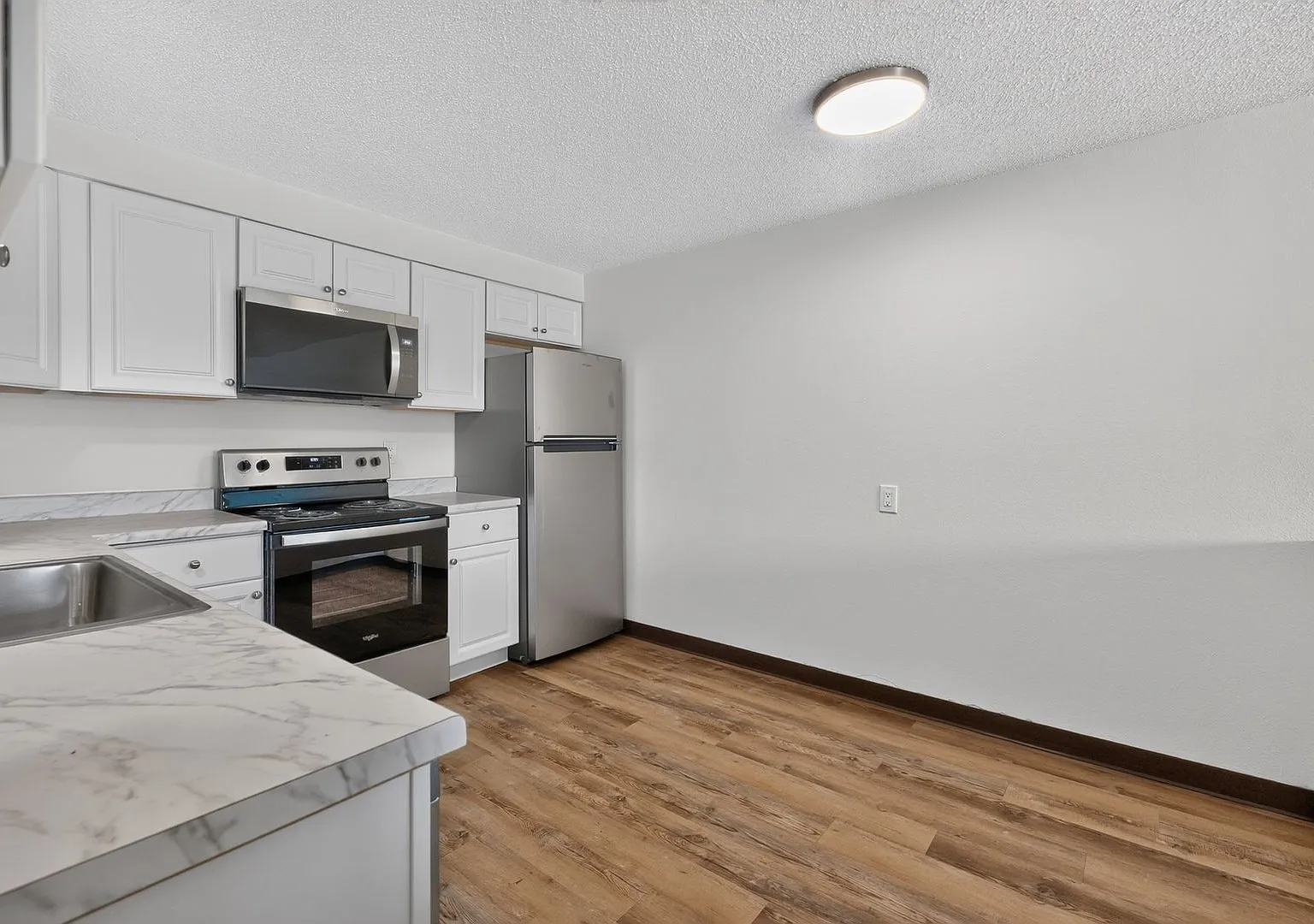 Rose Lane Apartments — Photo 3