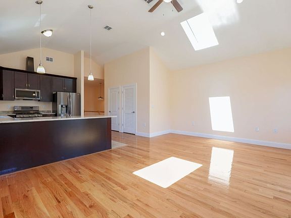 3rd image of 269 Terrace Ave #B