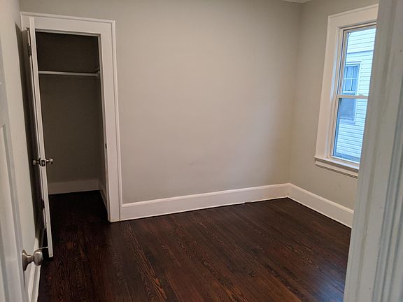3rd image of 31 Boyden Pkwy S #1