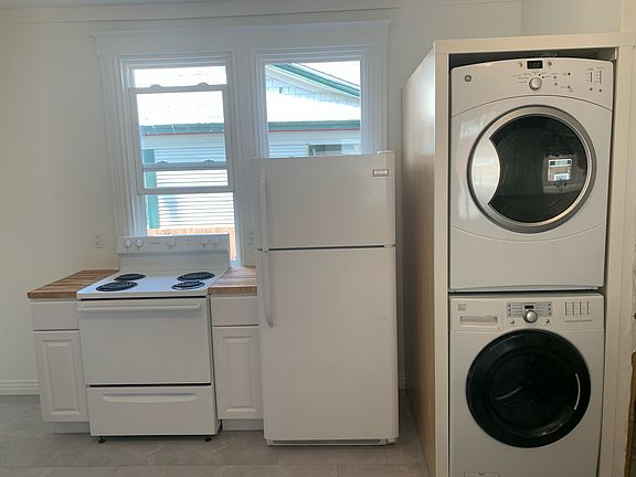 3rd image of 720 S Lincoln Pl #A