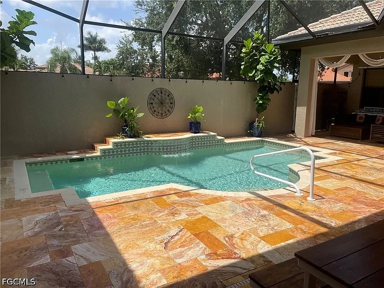 8314 Provencia Ct — Photo 11
