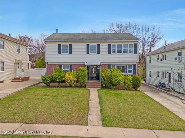 272 N Railroad Ave, Staten Island, NY 10304