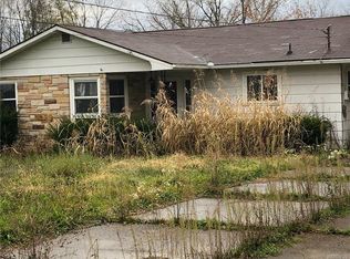 3838 Sunset Rd, Strykersville, NY 14145