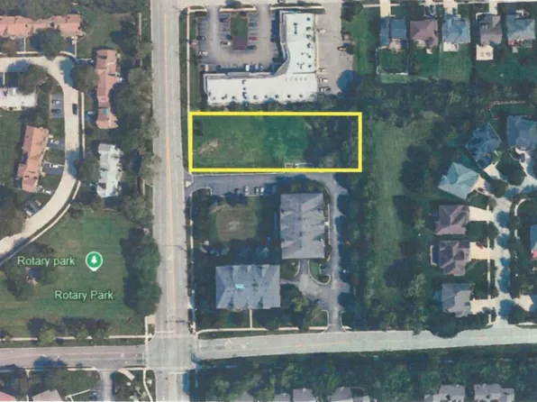 6635 S Cass Ave, Westmont, IL 60559