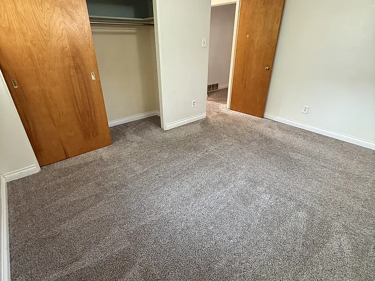 704 14th St S #1 — Photo 7