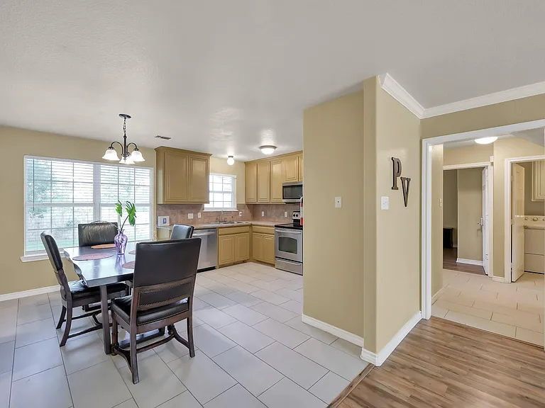 125 Pine Mdws — Photo 18