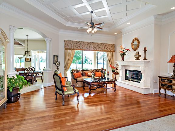 4th image of 1682 Cottonwood Creek Pl