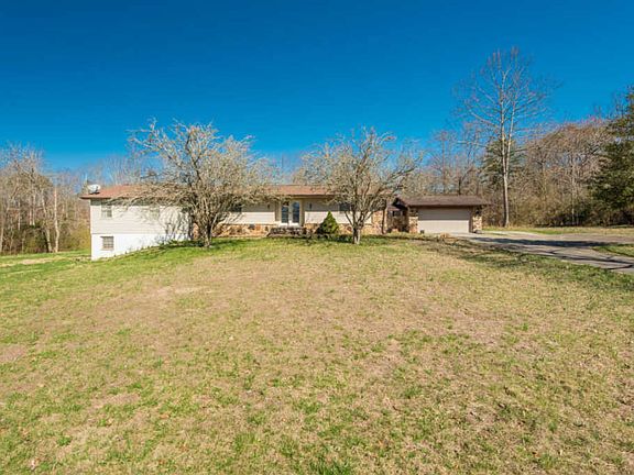 2nd image of 6516 Brookfield Ln