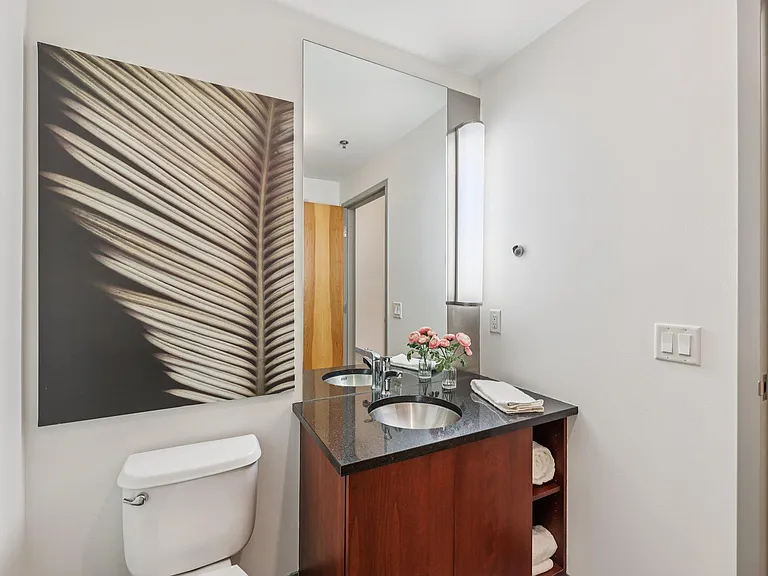 2929 Chicago Ave #1105 — Photo 15