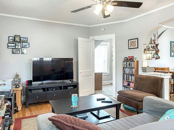 3rd image of 6162 W Park Ave #2F