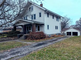 411 E Washington St, Bainbridge, IN