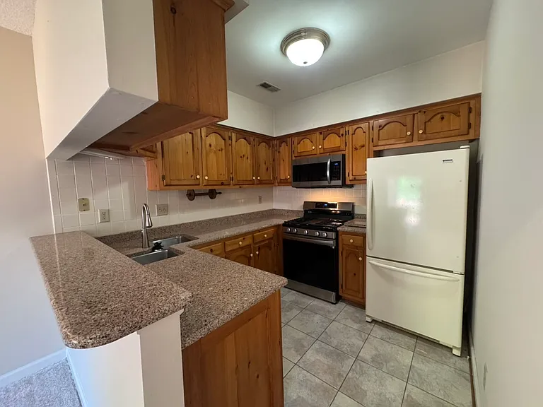 639 Todd Trl — Photo 6
