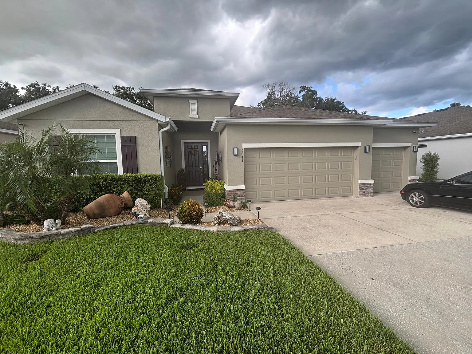 4 bed, 2554 sqft, $2,500 — Photo 1