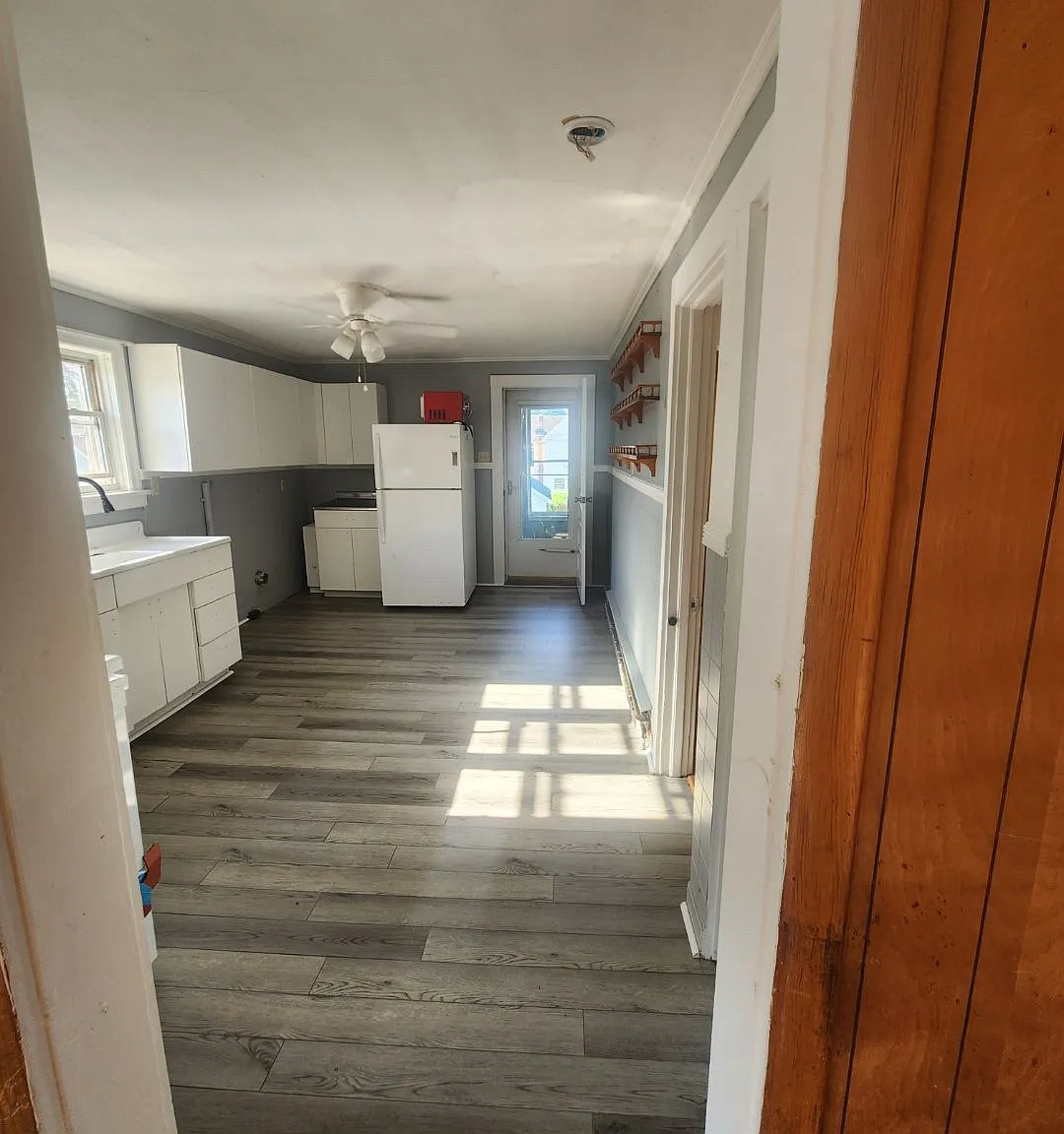 22 Griffin St — Photo 3