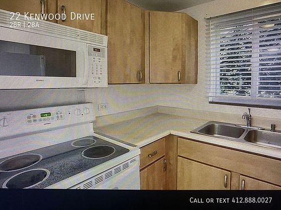 5th image of 22 Kenwood Dr