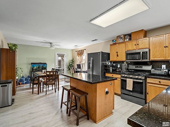 4th image of 1227 Lullabrooke Ct