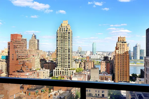 Sold by Corcoran | media 10