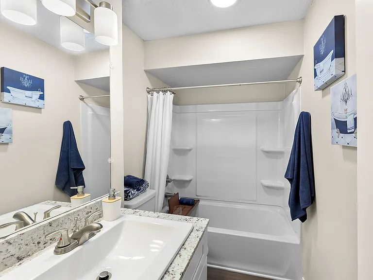 Legacy on Lynnfield - NEWLY UPGRADED — Photo 18
