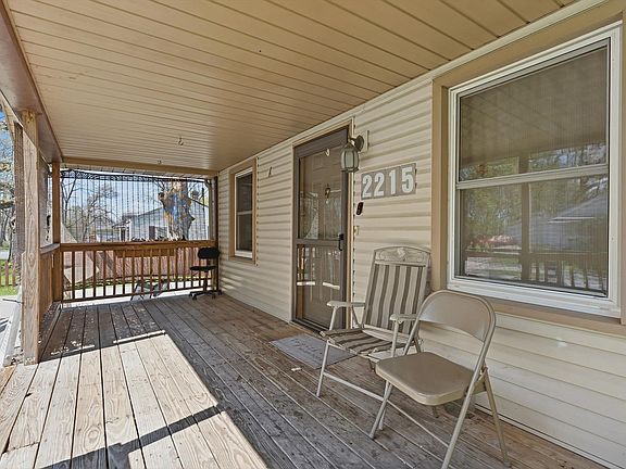 5th image of 2215 Hillside Ave