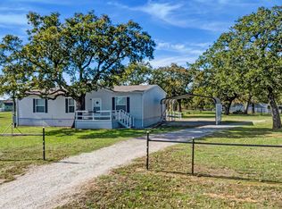 211 Dorothy Ln, Springtown, TX 76082