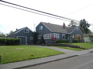 1149 Juniper Ave, Coos Bay, OR 97420