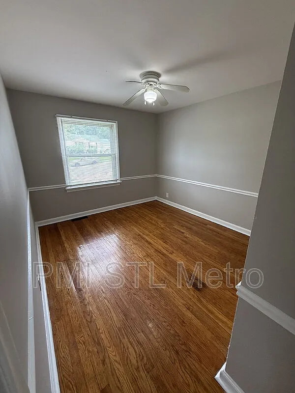 3 bed, 2.0 bath, 1056 sqft, $1,500 — Photo 4