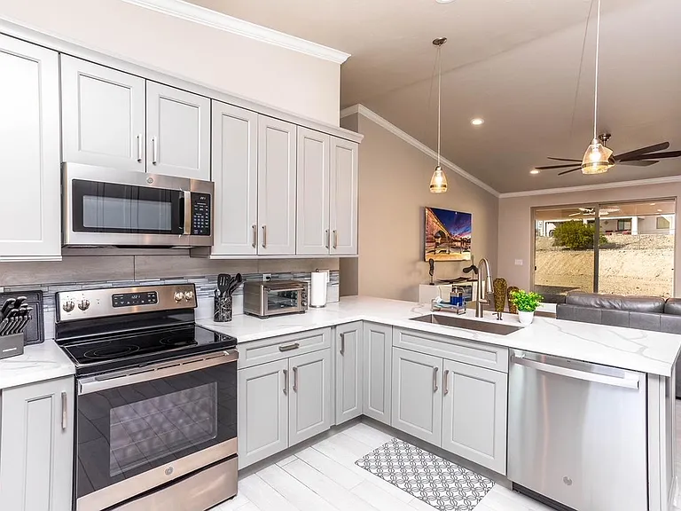 2669 Bamboo Dr — Photo 8