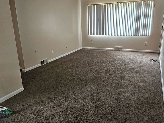 4th image of 17286 Bentler St APT 21