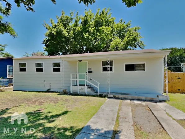 1721 Whiting Dr, Corpus Christi, TX 78415