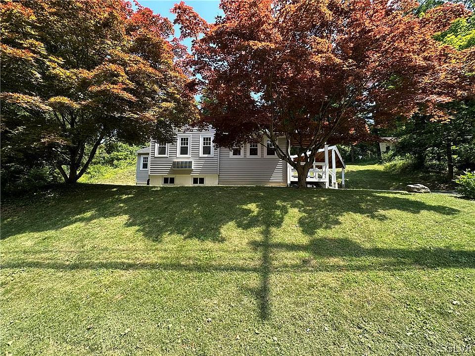 1st image of 112 E Terrace Dr