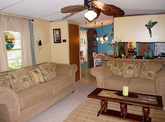 3rd image of 37340 Carolina Dr