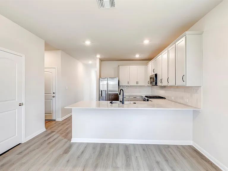 133 Silverleaf Spur — Photo 10