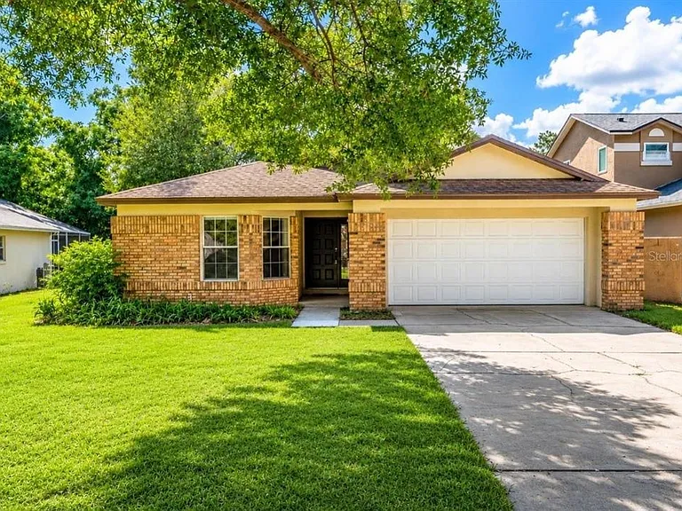 3013 Barrymore Ct — Photo 3