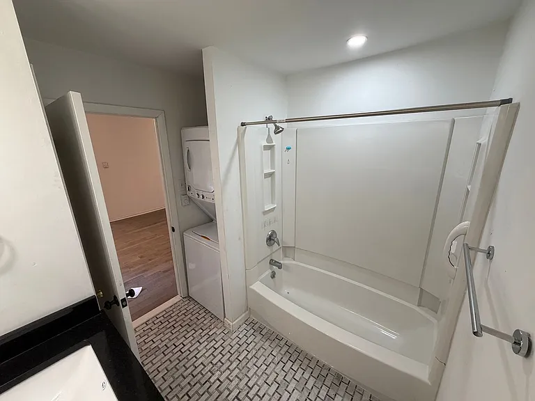 2537 Brigadoon Ln — Photo 10