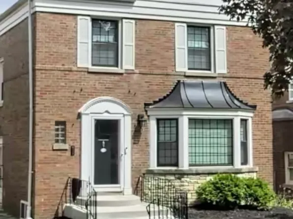 9619 S Oakley Ave, Chicago, IL 60643