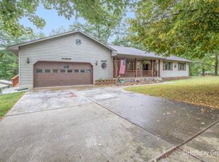 6327 Cedar Rd, Lakeview, MI 48850