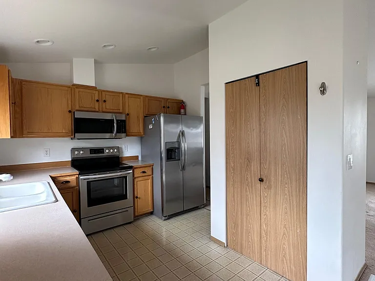 1012 Merea Ln — Photo 9