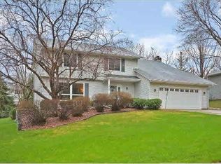 7717 W 101st St, Minneapolis, MN 55438