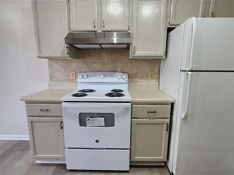 1512 Colonial Ave #A — Photo 11