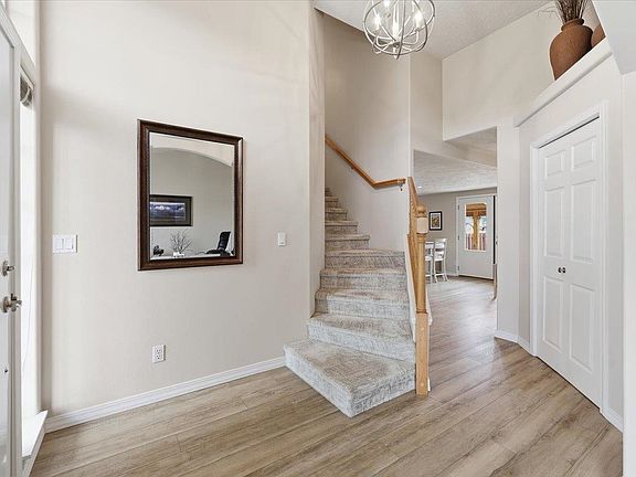 5th image of 3301 S Vercler Dr