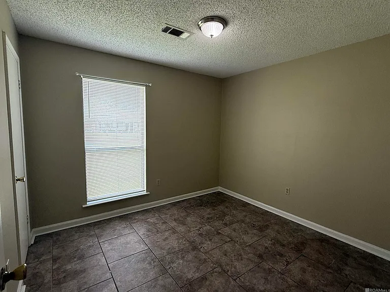 3756 Karen Dr — Photo 7