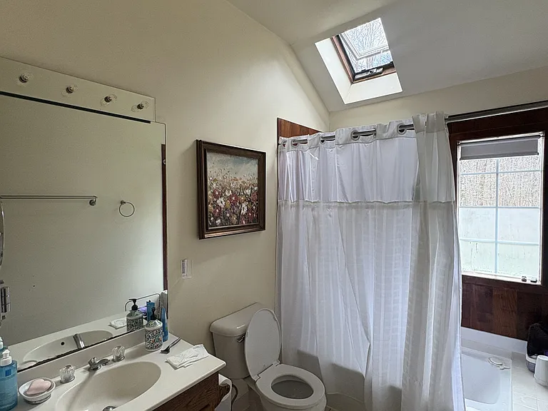44 Falls Rd — Photo 9