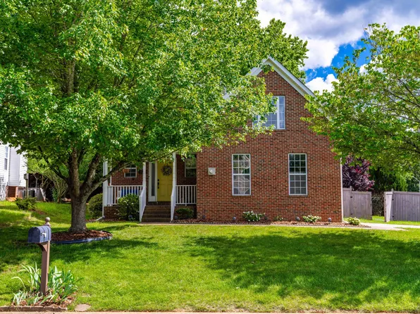 100 Zoa Ct, Raleigh, NC 27607