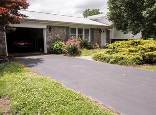 110 Mountain View Dr, Berea, KY 40403